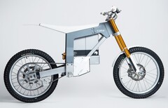 CAKE Kalk to pierwszy i flagowy model firmy (źródło zdjęcia: CAKE)