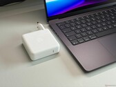 zasilacz 96 W w Apple MacBook Pro 14