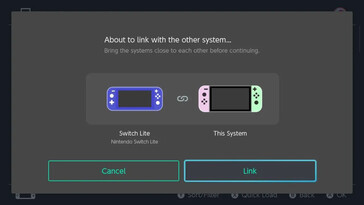 Krok 2 łączenia konsol Nintendo Switch w celu udostępniania wirtualnych kart gier: Ten ekran, zatytułowany "About to link with the other system...", instruuje użytkownika, aby zbliżył konsole Nintendo Switch do siebie przed naciśnięciem przycisku "Link".