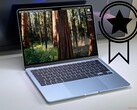 Apple MacBook Air 13 M5 jest obecnie najlepiej sprzedającym się laptopem na Amazon.