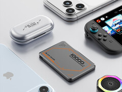 Wersje Plus mają nieco lepszą konstrukcję magnetyczną niż modele bez Plusa. Na zdjęciu: 10K Blade 2+ z urządzeniami wokół niego.