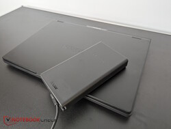 300-watowy zasilacz Lenovo