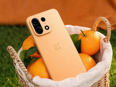Model OnePlus 16 postawi jeszcze mocniej na gry. Na zdjęciu: widok tylnej obudowy urządzenia Turbo 6X Pro.