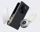 Ekosystem ładowania magnetycznego Oppo Find N5 obejmuje podwójny kabel magnetyczny typu C o mocy 100 W, a także wcześniej wydaną bezprzewodową ładowarkę AirVOOC o mocy 50 W i magnetyczny power bank o pojemności 5000 mAh. (Źródło zdjęcia: Weibo)