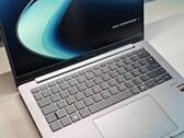 Asus ExpertBook PM3 (źródło obrazu: Notebookcheck)