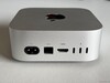 Z tyłu: zasilanie, Ethernet 2,5 Gb/s, HDMI 2.1, 3x USB-C 4.0 z Thunderbolt 4