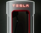 ładowarka "Magic Dock" z adapterem CCS (zdjęcie: Tesla)