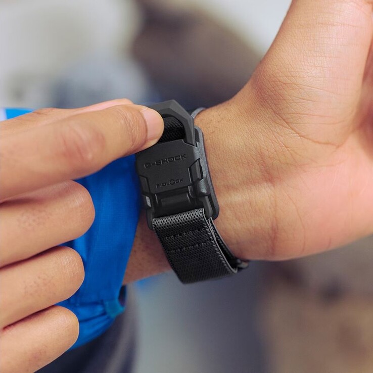 Zegarek Casio G-Shock DW5600MNC-1