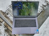 Recenzja laptopa Huawei MateBook D 14 (2022): Unibody dla początkujących