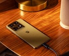 Motorola rzekomo przemyca kody partnerskie do aplikacji zakupowych.