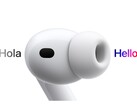 Artystyczne przedstawienie słuchawek AirPods Pro 3 tłumaczących język hiszpański na angielski. (Źródło obrazu: Apple)