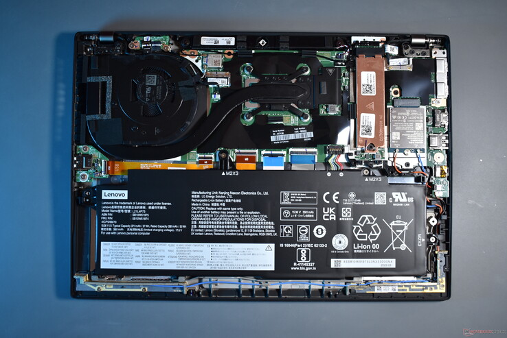 Lenovo ThinkPad T14 Gen 4: wnętrze