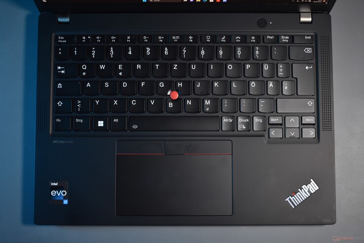 ThinkPad X13 Gen 4: obszar klawiatury