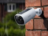 Kamera eufyCam E40 (na zdjęciu) firmy Anker z panelem słonecznym została wprowadzona na rynek europejski. (Źródło zdjęcia: eufy)