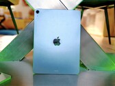 Apple iPad Air 2026 jest wszechstronny i szybki, a jego oficjalna cena katalogowa wynosi 599 USD