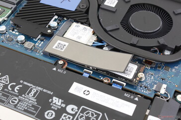 Zajęte gniazdo SSD M.2 2280 PCIe4 x4. System może obsługiwać maksymalnie dwa dyski magazynowe
