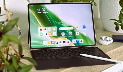 Honor Recenzja tabletu MagicPad 3. (Źródło zdjęcia: Marcus Herbrich)