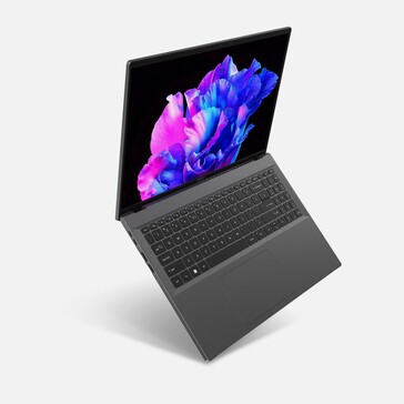 Acer Swift Go 16 (źródło obrazu: Acer)