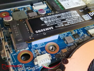 Podkładka chłodząca pod dysk SSD