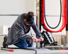 Prefabrykowane ładowarki Superchargers umożliwiają szybszą instalację. (Źródło zdjęcia: Tesla)