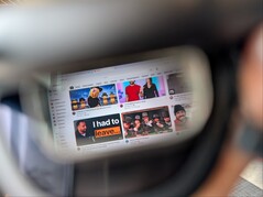 Bliższy widok wyświetlanego rozszerzonego ekranu