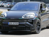 Porsche Cayenne Coupé (2026): Elektryczny napęd o mocy do 1000 KM. (Źródło zdjęcia: InsideEVs)