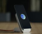 OnePlus 12 prezentuje ultraszybkie ładowanie AirVOOC. (Źródło: OnePlus)