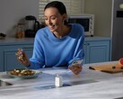 Ładowarka Anker Nano (35 W, wbudowany zwijany kabel USB-C) (na zdjęciu) jest teraz dostępna w kolorze białym (na zdjęciu). (Źródło zdjęcia: Anker)