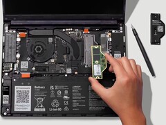 Wnętrze laptopa Framework Laptop 13 Pro
