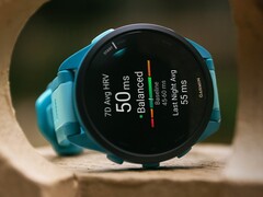 Starsze smartwatche Garmin Forerunner (na zdjęciu FR165) otrzymują wersję beta 25.02. (Źródło zdjęcia: Garmin)