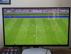 W grze „FIFA” na ekranie P3 brakuje nieco nasycenia kolorów