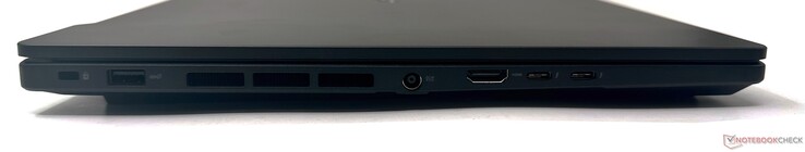 Po lewej: gniazdo blokady Kensington, USB 3.2 Gen2 Type-A, wejście DC, wyjście HDMI 2.1, 2x Thunderbolt 4