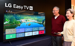 Telewizor LG Easy TV oferuje pilot zdalnego sterowania i przycisk pomocy. (Źródło obrazu: LG Electronics)
