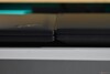 ThinkPad T14 Gen 7 (po prawej): Nowszy i grubszy, z płaską pokrywą wyświetlacza
