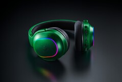 Zestaw słuchawkowy Razer Phantom Collection Barracuda X Chroma (źródło obrazu: Razer PR)