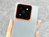 Nowy rekord sprzedaży Xiaomi 14 i Xiaomi 14 Pro w Chinach, wszystkie modele można również zamówić w innych krajach (Zdjęcie: Weibo)