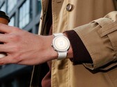 Realme Watch S5 ma przyciągający wzrok design.