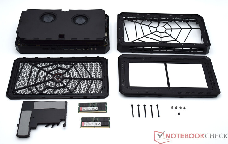 Minisforum AtomMan G7 PT zdemontowany