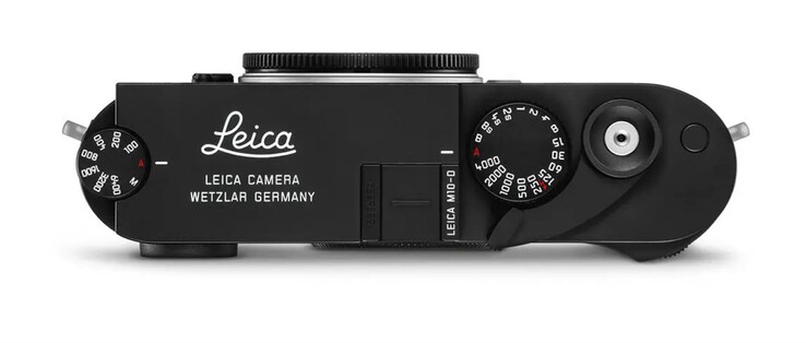 Leica M10-D posiada podpórkę pod kciuk w formie klasycznej dźwigni przesuwu filmu.