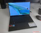 Oto najszybsze i najwolniejsze laptopy z Ryzenem 7 6800U i Radeonem 680M, które można obecnie kupić