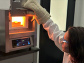 Wypiekanie materiałów elektrod baterii sodowych (zdjęcie: Bedrock Materials)