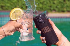 JBL chciałby, aby wiedzieli Państwo, że Grip jest idealny na imprezy (źródło obrazu: JBL)