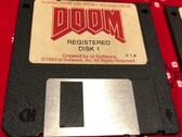 Oryginalna dyskietka instalacyjna Doom 1.9 (źródło: Etsy UK)