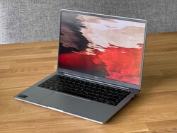 Recenzja Xiaomi RedmiBook Pro 14 2024. Urządzenie testowe dostarczone przez TradingShenzhen.