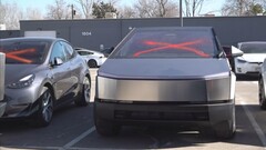 Sklep Tesla Colorado doznał trzeciego ataku (źródło zdjęcia: CBS Colorado)