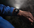 Garmin obecnie nie oferuje oprogramowania systemowego 23.18 dla wariantów Pro, takich jak Fenix 7 Pro na zdjęciu. (Źródło zdjęcia: Garmin)