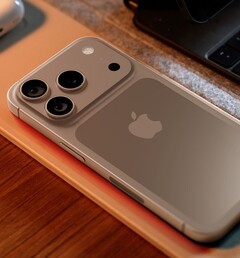 Apple render iPhone'a 17 Pro. (Źródło obrazu: MacRumors)