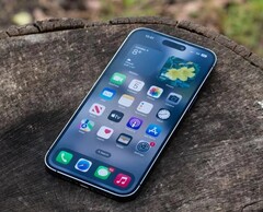 IPhone 14 Pro Max. (Źródło: Expert Reviews)
