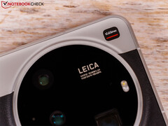 Nie jest jasne, czy Xiaomi 17 Ultra będzie wyposażony w cztery czujniki z tyłu. Na zdjęciu: tył Xiaomi 15 Ultra. (Źródło zdjęcia: Notebookcheck)