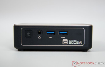 Sapphire Edge AI - złącza z przodu